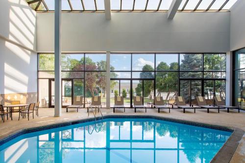 Imagen general del Hotel Sheraton Edison. Foto 10