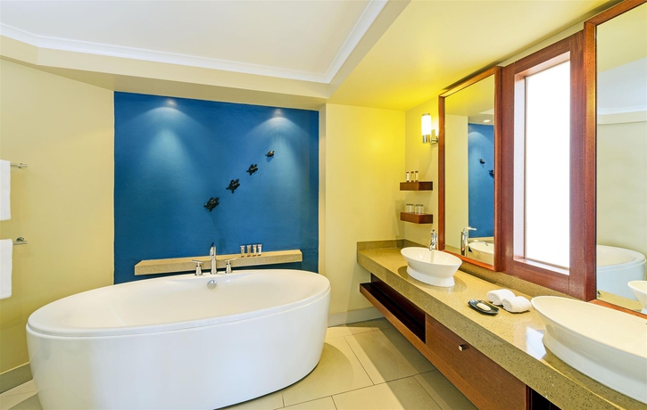 Imagen de la habitación del Hotel Sheraton Fiji Golf and Beach Resort. Foto 7