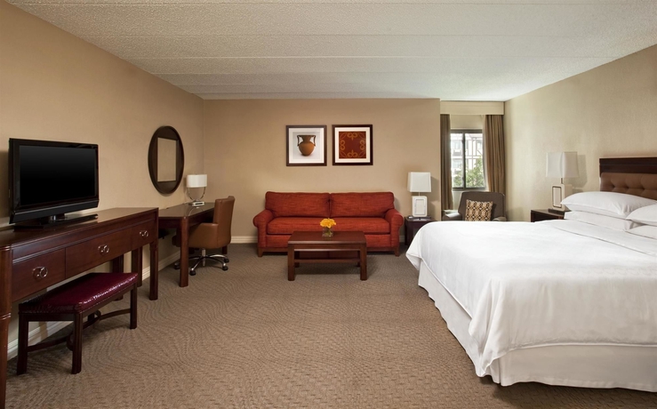 Imagen de la habitación del Hotel Sheraton Framingham and Conference Center. Foto 9