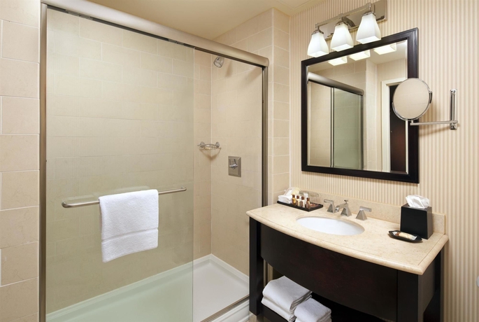 Imagen de la habitación del Hotel Sheraton Garden Grove Anaheim South. Foto 7