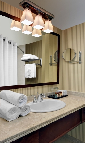 Imagen de la habitación del Hotel Sheraton Gateway In Toronto International Airport. Foto 4