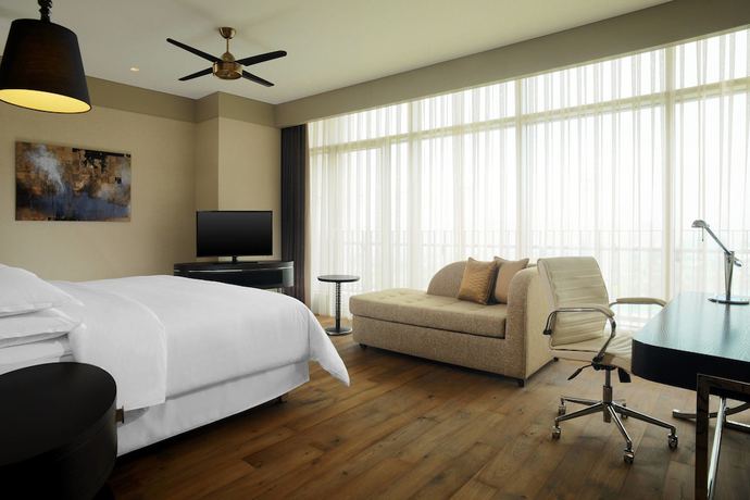 Imagen de la habitación del Hotel Sheraton Grand Adana. Foto 11