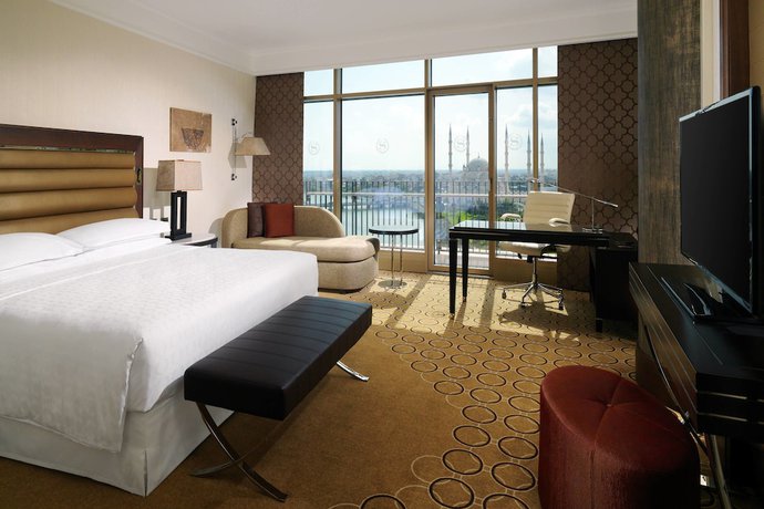 Imagen de la habitación del Hotel Sheraton Grand Adana. Foto 12