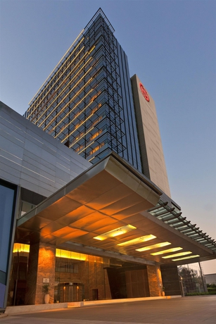 Imagen general del Hotel Sheraton Grand Bangalore At Brigade Gateway. Foto 2