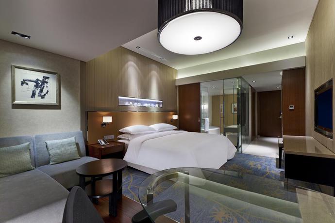 Imagen de la habitación del Hotel Sheraton Grand Beijing Dongcheng. Foto 14