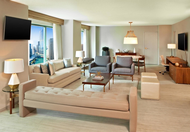 Imagen de la habitación del Hotel Sheraton Grand Chicago. Foto 11