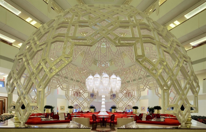 Imagen de los interiores del Hotel Sheraton Grand Doha Resort and Convention. Foto 15
