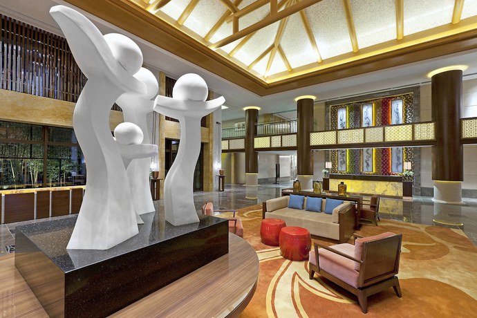 Imagen de los interiores del Hotel Sheraton Grand Hangzhou Wetland Park Resort. Foto 19