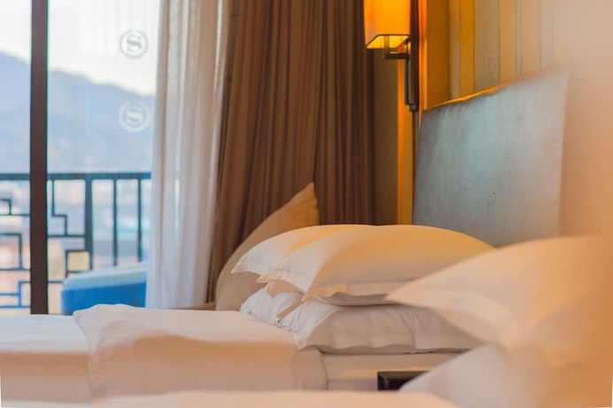 Imagen de la habitación del Hotel Sheraton Grand Hangzhou Wetland Park Resort. Foto 10