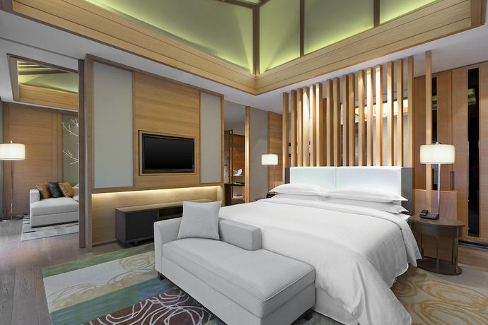 Imagen de la habitación del Hotel Sheraton Grand Hangzhou Wetland Park Resort. Foto 16