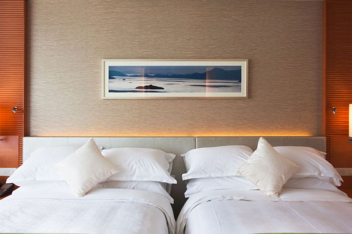 Imagen de la habitación del Hotel Sheraton Grand Hiroshima. Foto 5