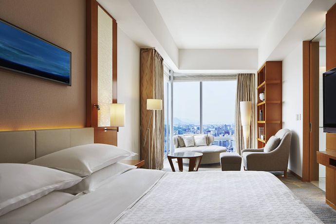 Imagen de la habitación del Hotel Sheraton Grand Hiroshima. Foto 9