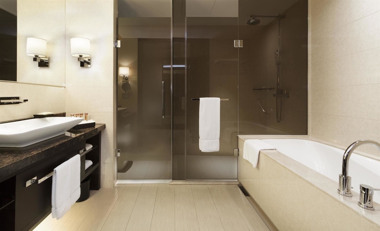Imagen de la habitación del Hotel Sheraton Grand Incheon. Foto 10