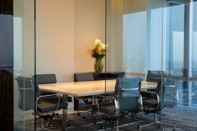 Imagen de los interiores del Hotel Sheraton Grand Jakarta Gandaria City. Foto 15