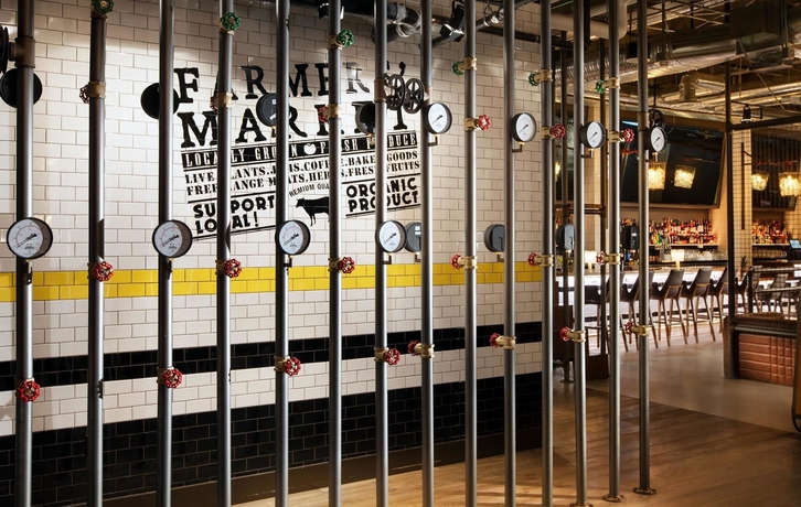 Imagen de los interiores del Hotel Sheraton Grand Los Angeles. Foto 16