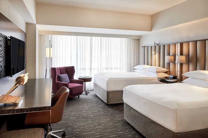 Imagen de la habitación del Hotel Sheraton Grand Los Angeles. Foto 10