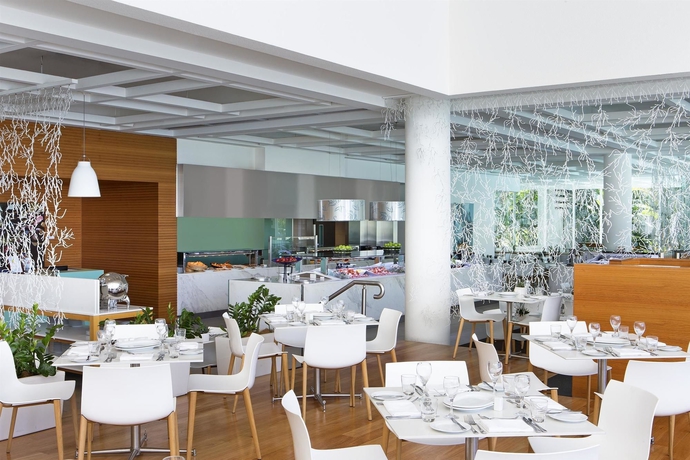 Imagen del bar/restaurante del Hotel Sheraton Grand Mirage Resort, Gold Coast. Foto 8