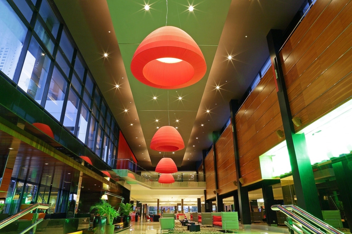 Imagen de los interiores del Hotel Sheraton Grand Panama. Foto 18