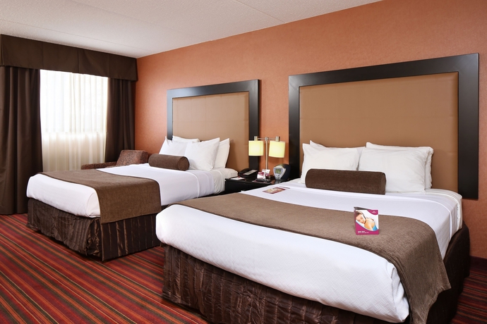 Imagen de la habitación del Hotel Sheraton Grand Rapids Airport Hotel,. Foto 2