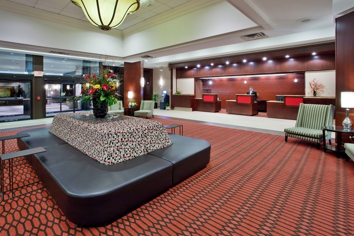 Imagen de los interiores del Hotel Sheraton Grand Rapids Airport Hotel,. Foto 16