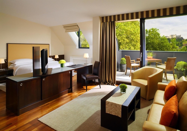 Imagen de la habitación del Hotel Sheraton Grand Salzburg. Foto 5