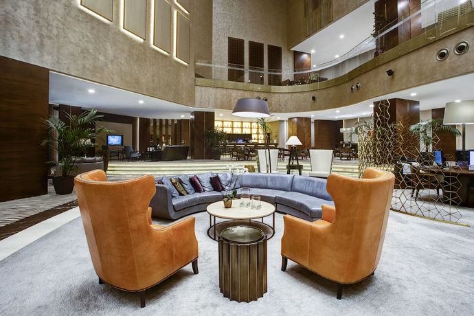 Imagen del bar/restaurante del Hotel Sheraton Grand Samsun. Foto 2