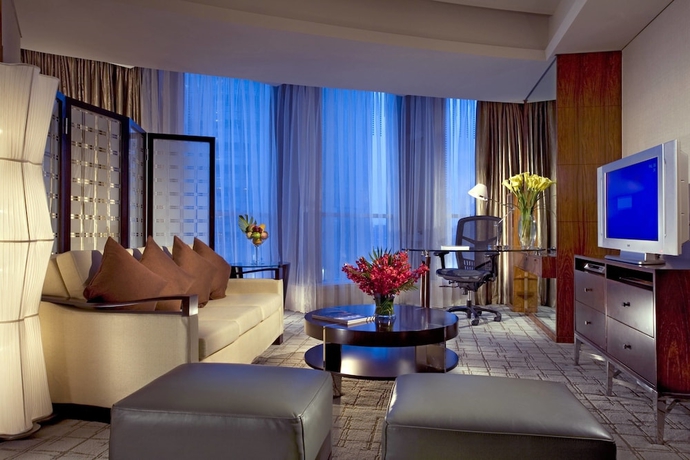 Imagen de la habitación del Hotel Sheraton Grand Shanghai Pudong and Residences. Foto 7