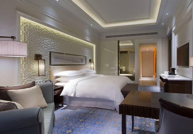 Imagen de la habitación del Hotel Sheraton Grand Wuhan Hankou. Foto 9