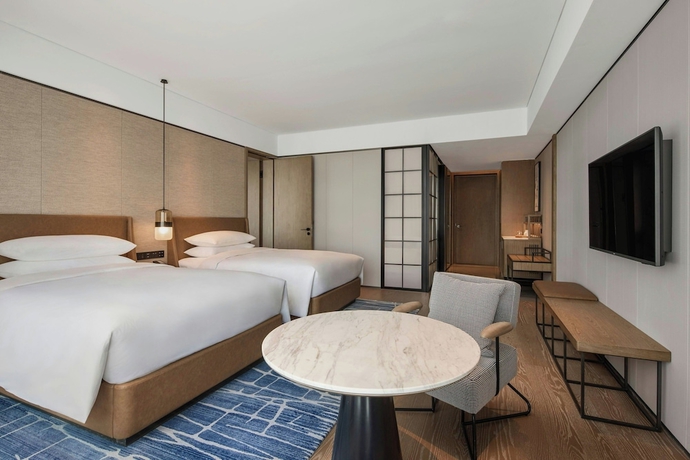 Imagen de la habitación del Hotel Sheraton Grand Xiamen Jimei. Foto 5