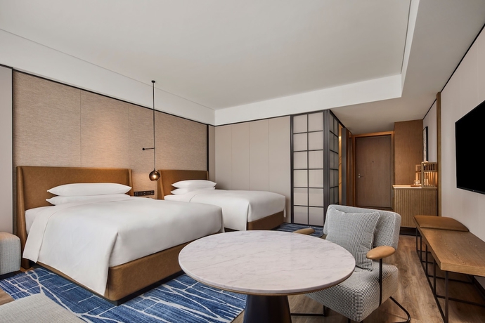 Imagen de la habitación del Hotel Sheraton Grand Xiamen Jimei. Foto 10