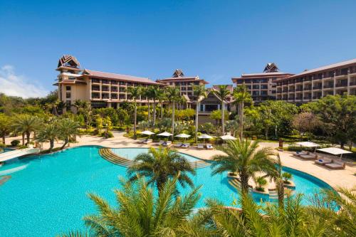 Imagen de la piscina del Hotel Sheraton Grand Xishuangbanna. Foto 13
