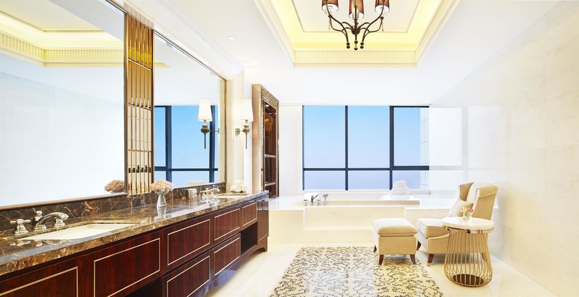 Imagen de la habitación del Hotel Sheraton Grand Zhengzhou. Foto 7