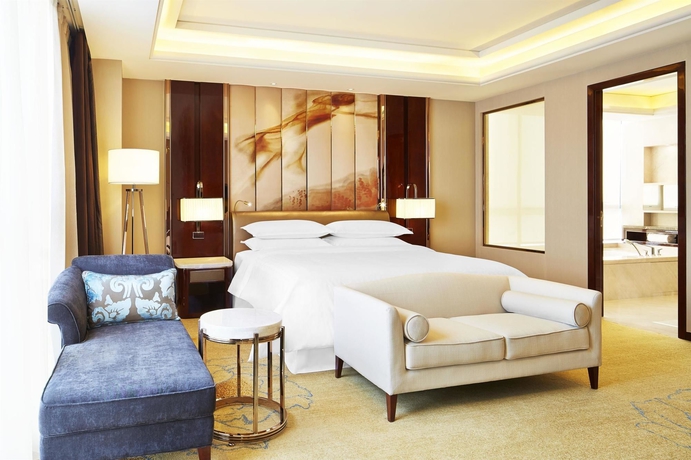Imagen de la habitación del Hotel Sheraton Grand Zhengzhou. Foto 8