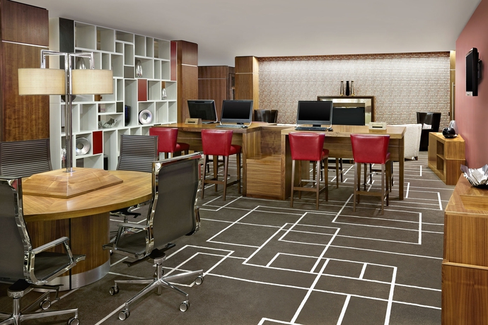 Imagen de los interiores del Hotel Sheraton Grand and Spa, Edinburgh. Foto 9