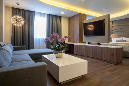 Imagen de la habitación del Hotel Sheraton Guadalajara Expo. Foto 18