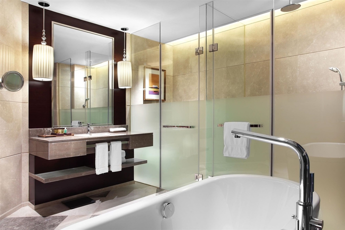 Imagen de la habitación del Hotel Sheraton Guangzhou. Foto 7