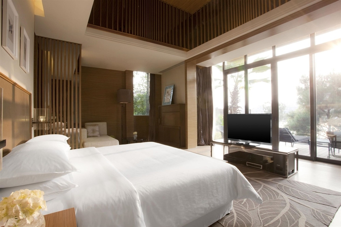 Imagen de la habitación del Hotel Sheraton Guangzhou Huadu Resort. Foto 4