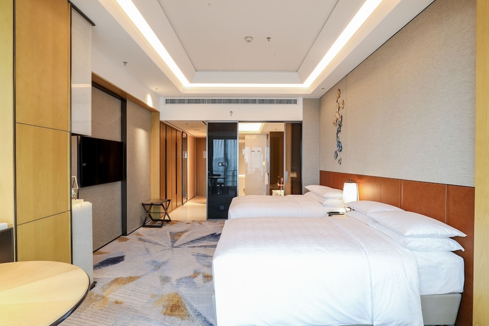 Imagen de la habitación del Hotel Sheraton Guangzhou Panyu. Foto 3