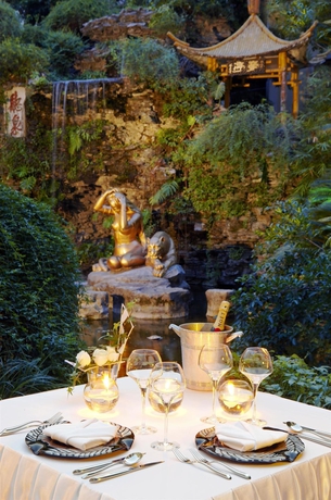 Imagen del bar/restaurante del Hotel Sheraton Guilin. Foto 6