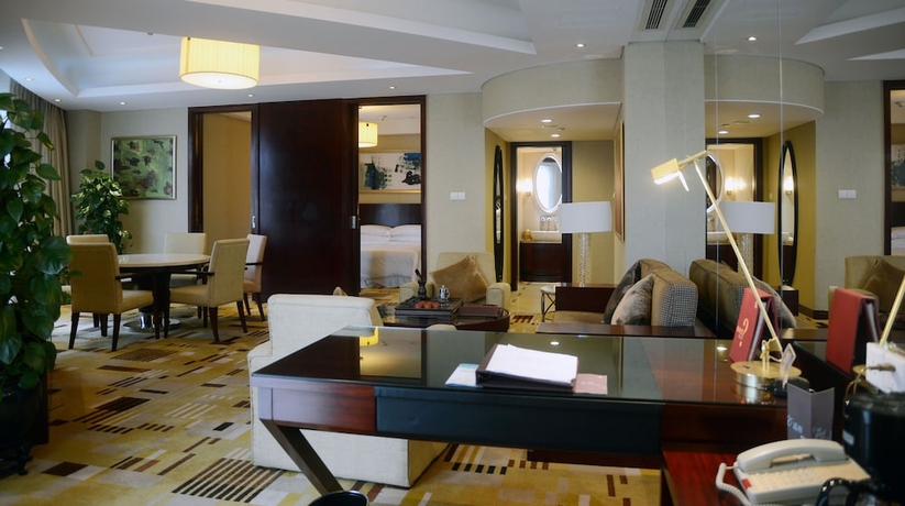 Imagen de la habitación del Hotel Sheraton Guiyang. Foto 13