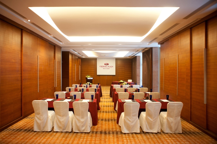 Imagen de los interiores del Hotel Sheraton Hanoi West. Foto 13