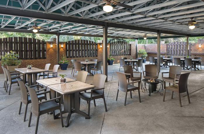 Imagen del bar/restaurante del Hotel Sheraton Harrisburg Hershey. Foto 2