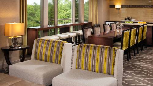 Imagen de la habitación del Hotel Sheraton Hartford South. Foto 3