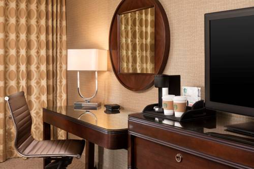 Imagen de la habitación del Hotel Sheraton Hartford South. Foto 7
