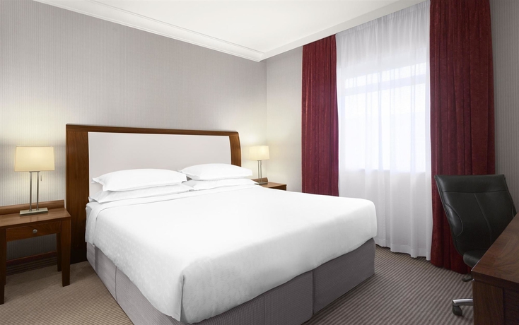 Imagen de la habitación del Hotel Sheraton Heathrow. Foto 8