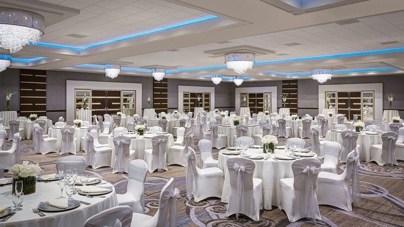 Imagen de los interiores del Hotel Sheraton Houston Brookhollow. Foto 11