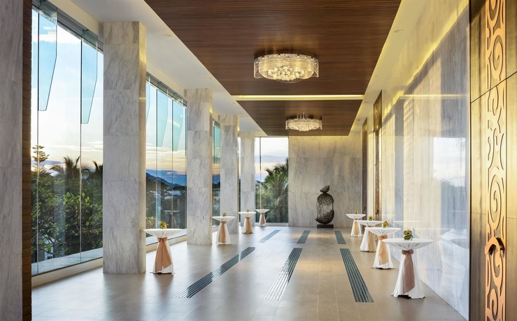 Imagen de los interiores del Hotel Sheraton Hua Hin Resort and Spa - Sha Plus. Foto 14