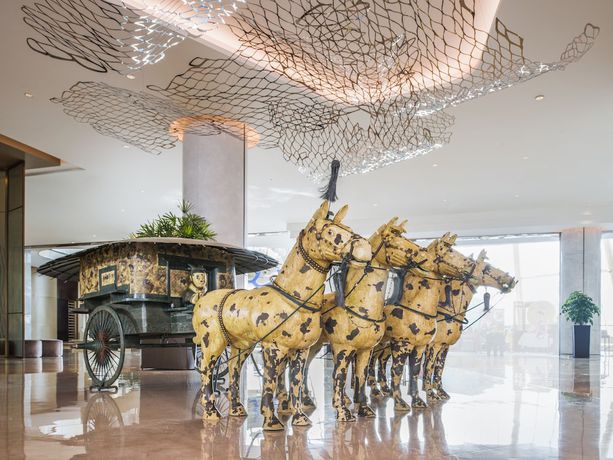 Imagen de los interiores del Hotel Sheraton Huangdao. Foto 19