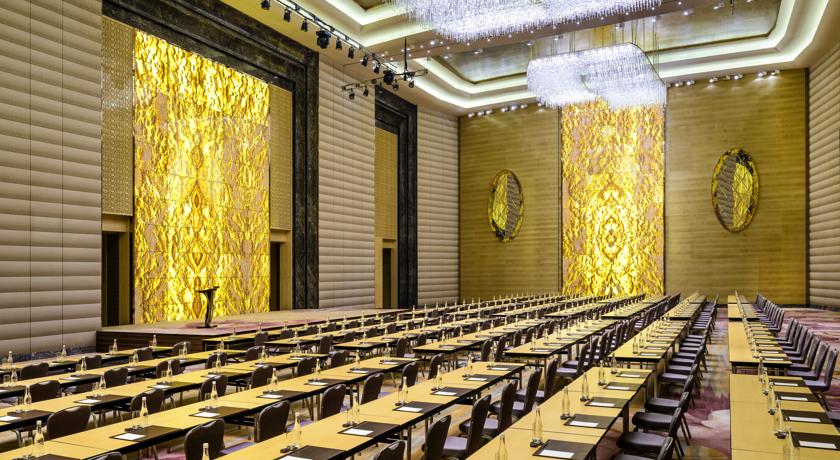 Imagen general del Hotel Sheraton Huzhou Taihu Lake Hot Spring Resort and Spa. Foto 1