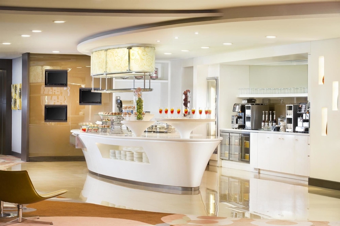 Imagen del bar/restaurante del Hotel Sheraton Imperial Kuala Lumpur. Foto 5